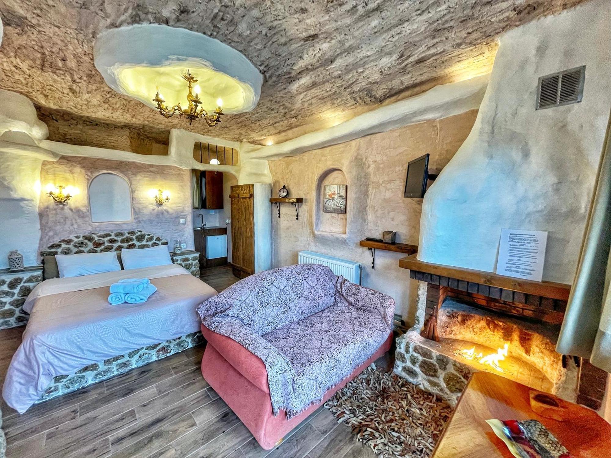 Anilia Guesthouse Synikia Mesi Trikalon Exterior photo