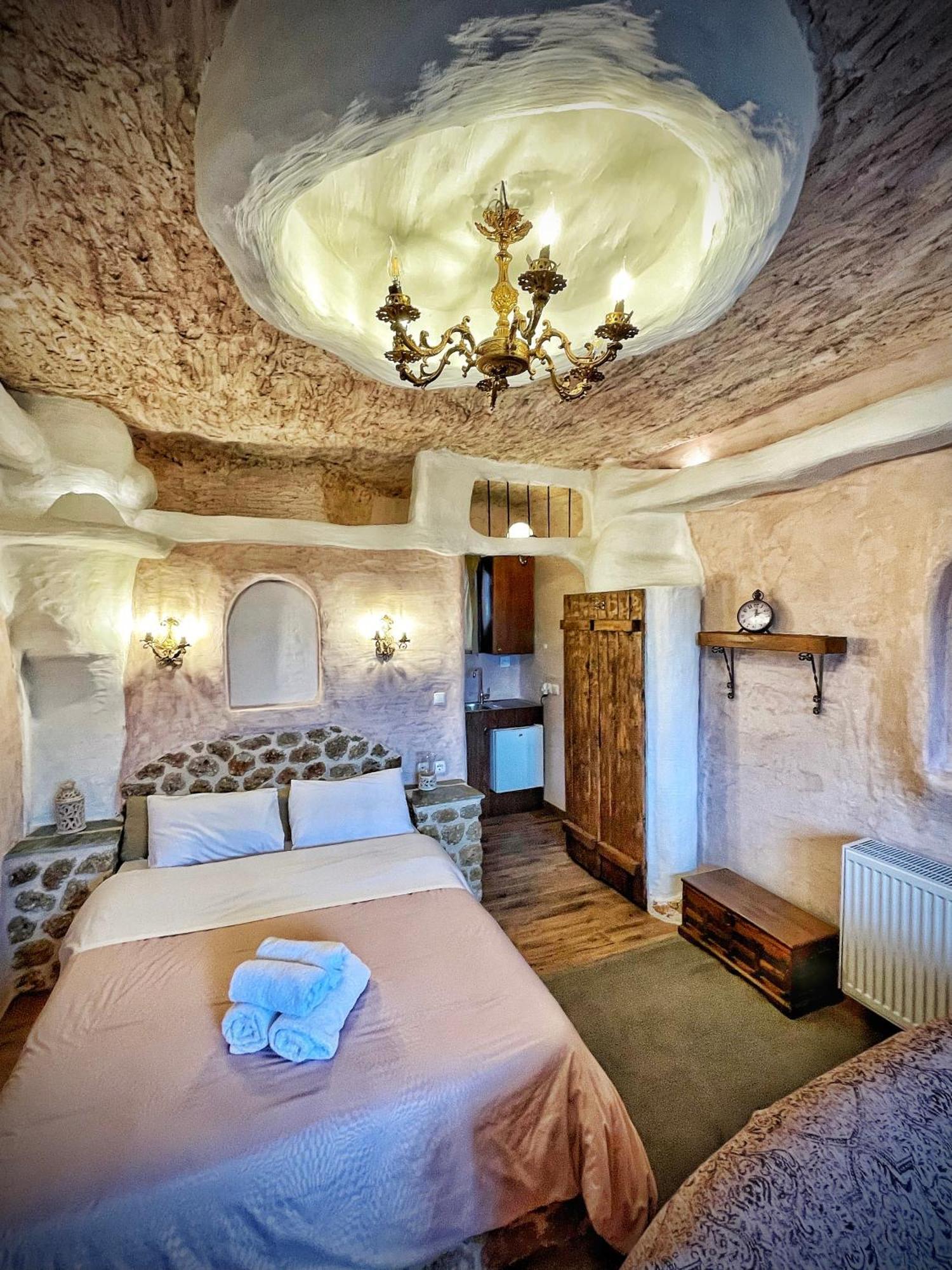 Anilia Guesthouse Synikia Mesi Trikalon Exterior photo